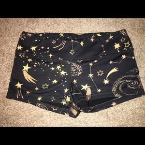 Fleo Shorts 🖤🌟💫🌙
